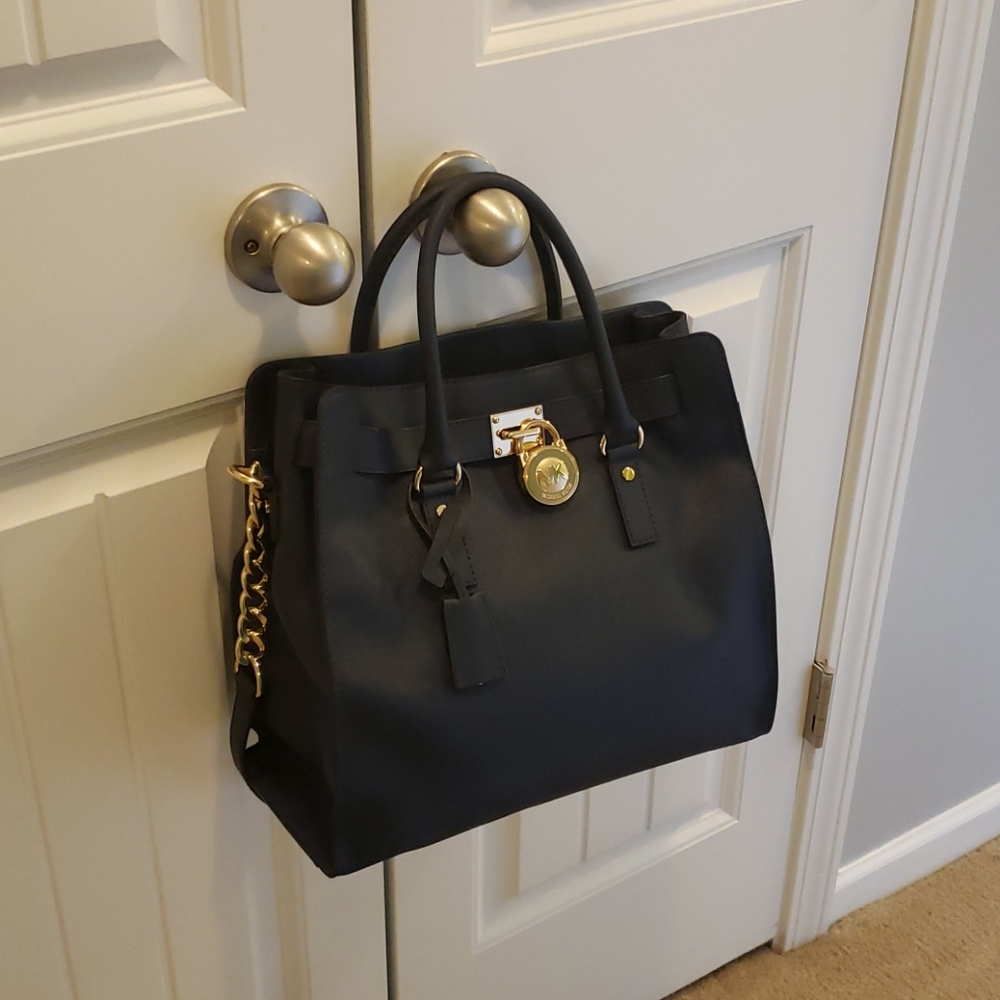 Michael Kors navy blue bag